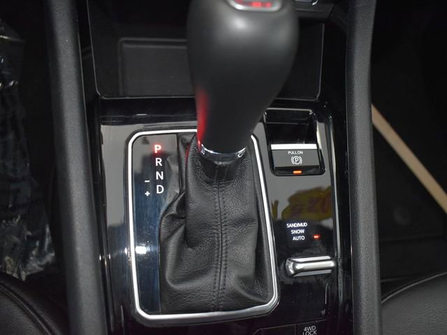 Used 2025 Jeep Compass Limited image 29