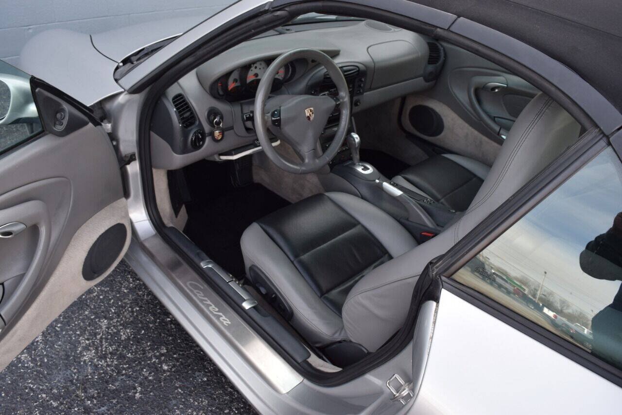 Used 1999 Porsche 911 Cabriolet image 21