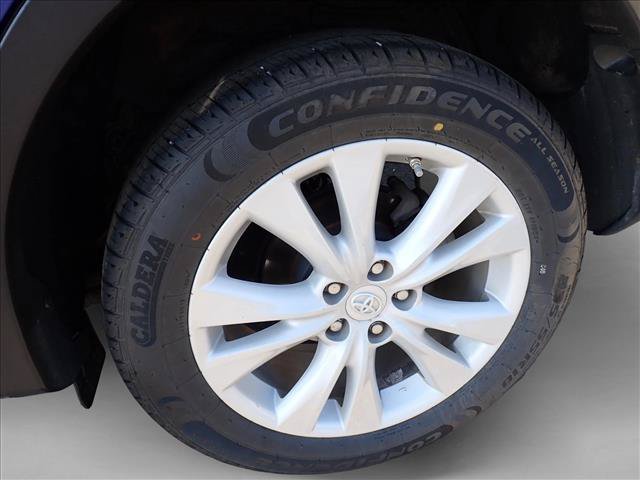 Used 2015 Toyota RAV4 Limited w/ Technology Package AWD/4WD image 7