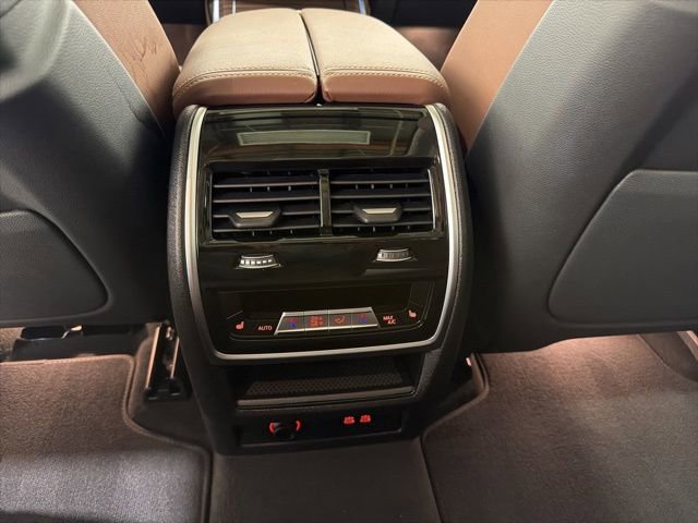 Used 2026 BMW X7 xDrive40i w/ Premium Package image 28