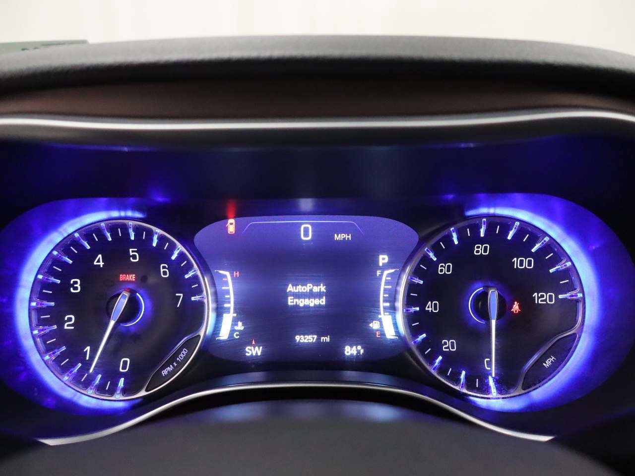 Used 2020 Chrysler Pacifica Limited image 7