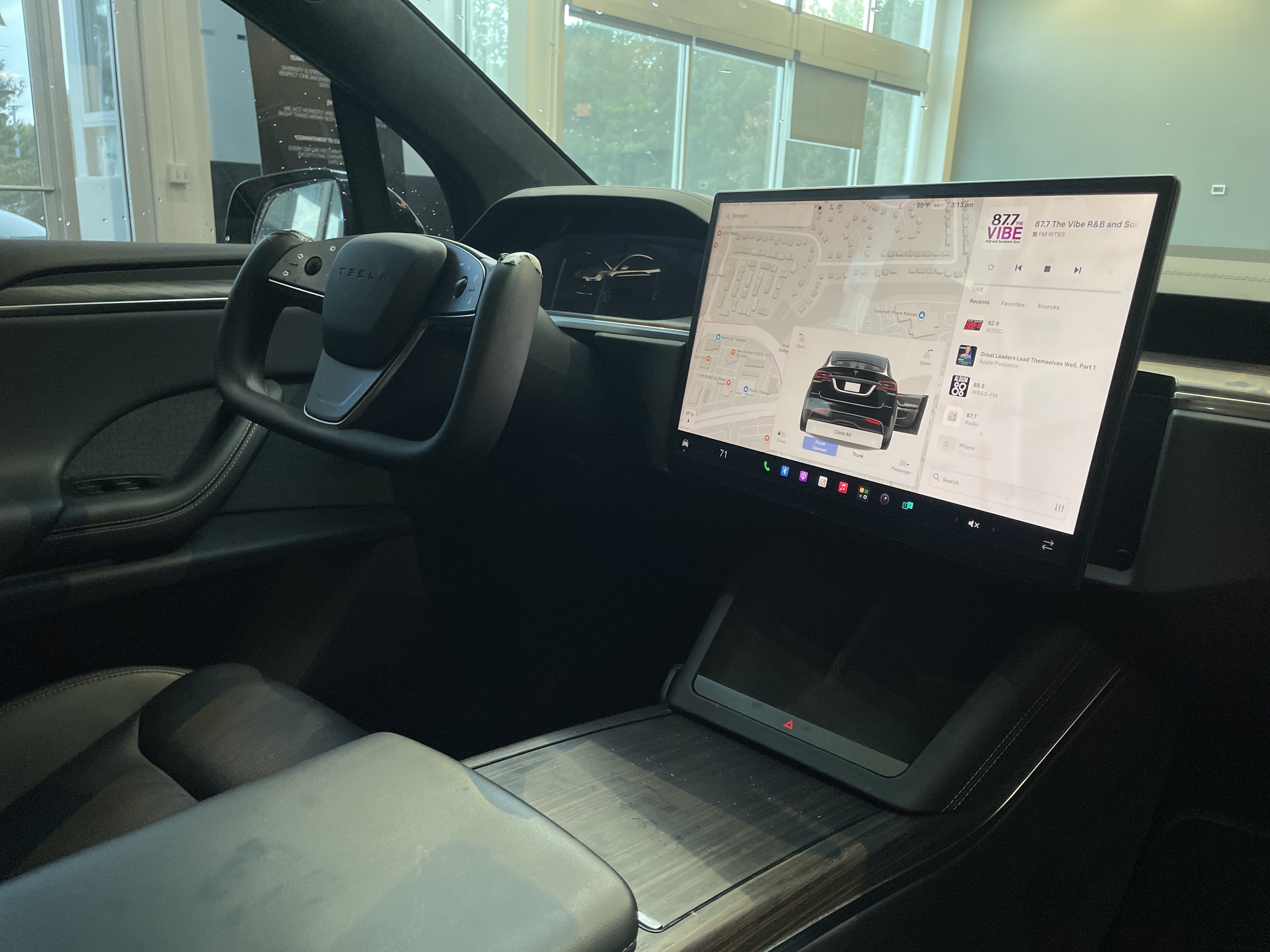 Used 2022 Tesla Model X AWD/4WD image 6