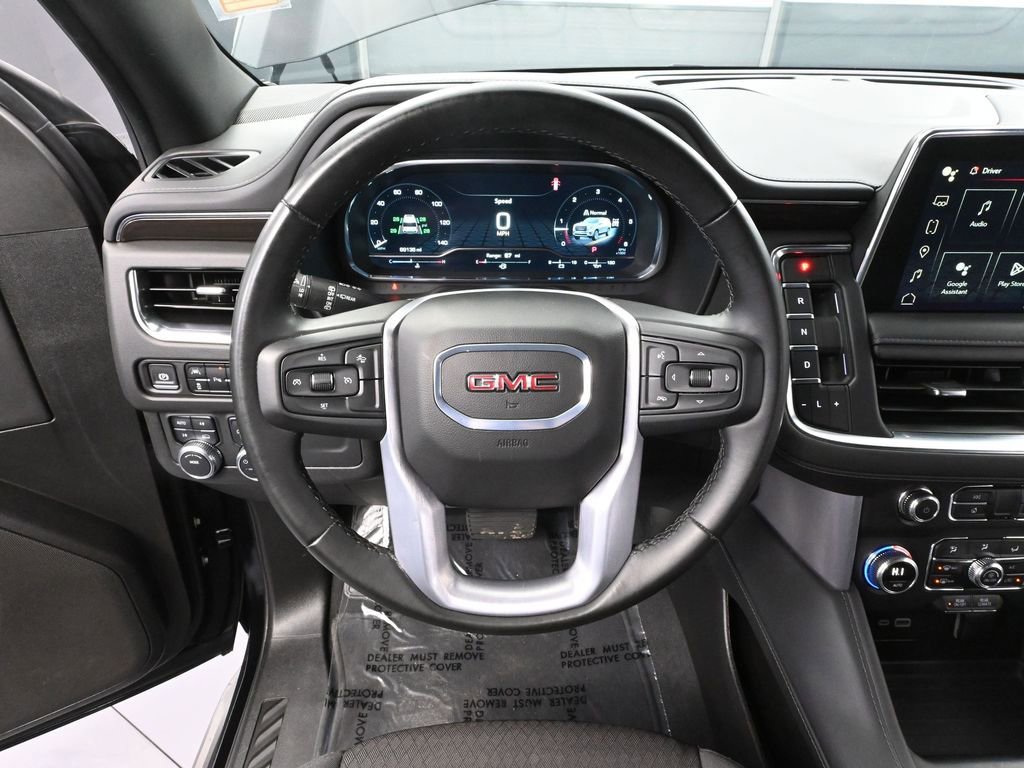 Used 2024 GMC Yukon XL SLE image 25