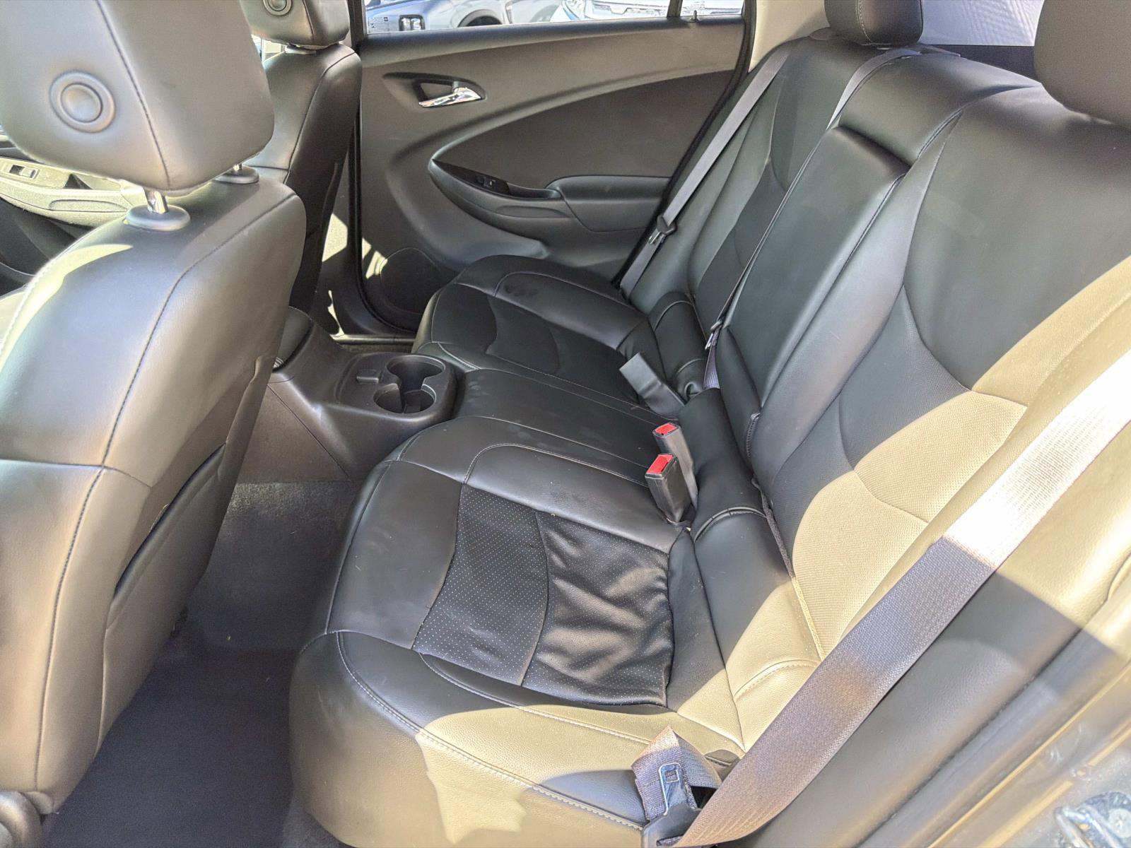 Used 2017 Chevrolet Volt LT w/ Comfort Package image 11