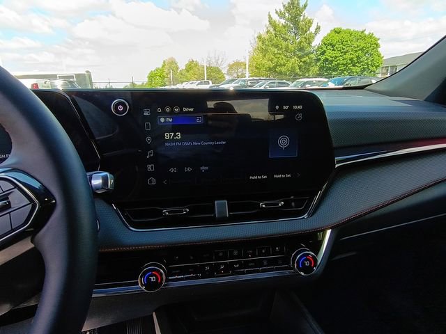 Used 2025 Chevrolet Equinox RS w/ Safety and Technology Package AWD/4WD image 29