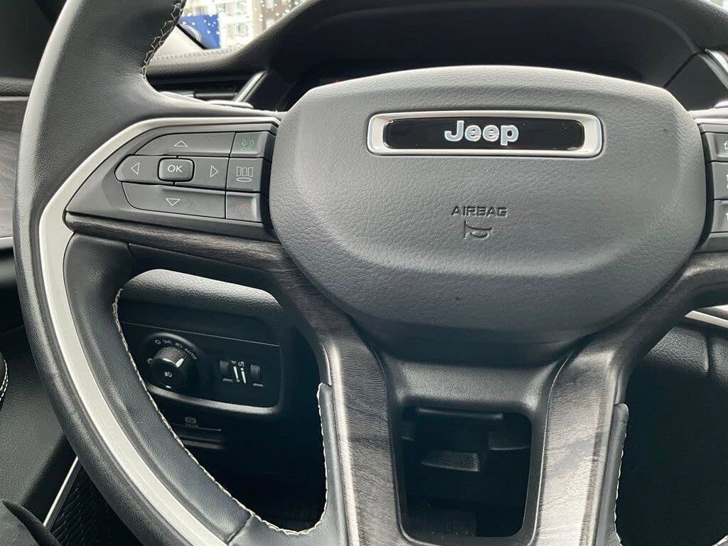 Used 2021 Jeep Grand Cherokee L Limited w/ Trailer Tow Group (B) image 25