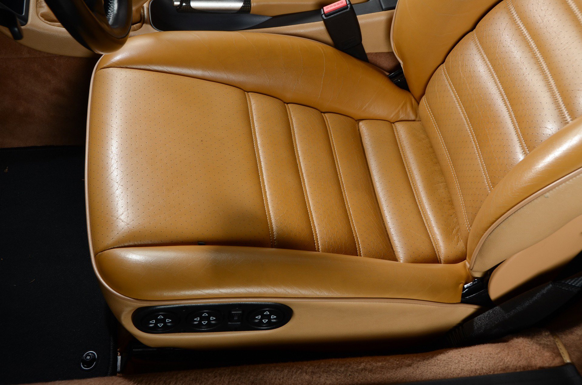 Used 1994 Porsche 911 Turbo image 18