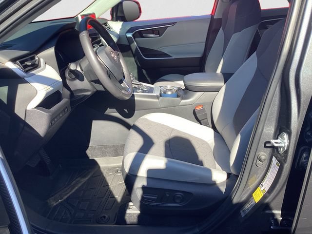 Used 2024 Toyota RAV4 XLE w/ Convenience Package AWD/4WD image 9