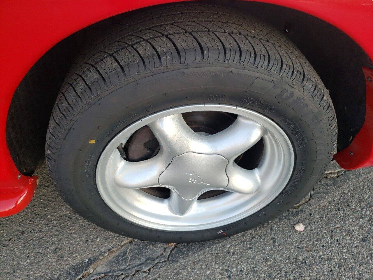 Used 1994 Ford Mustang GT RWD image 11
