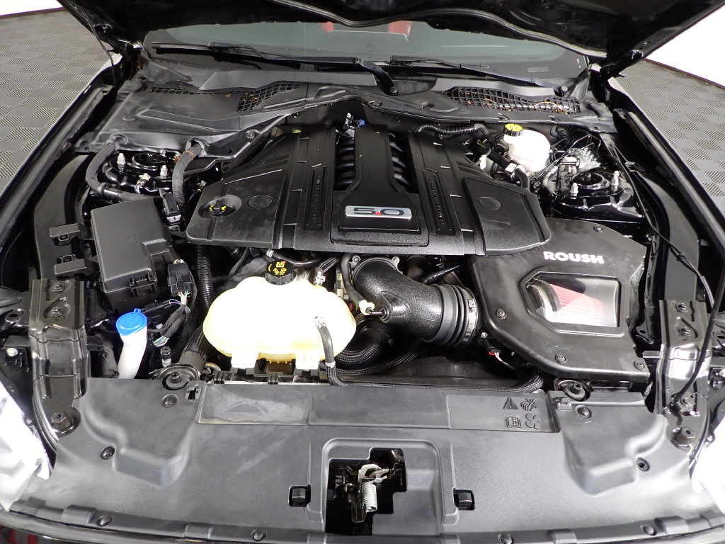Used 2021 Ford Mustang GT Premium w/ Equipment Group 401A RWD image 35