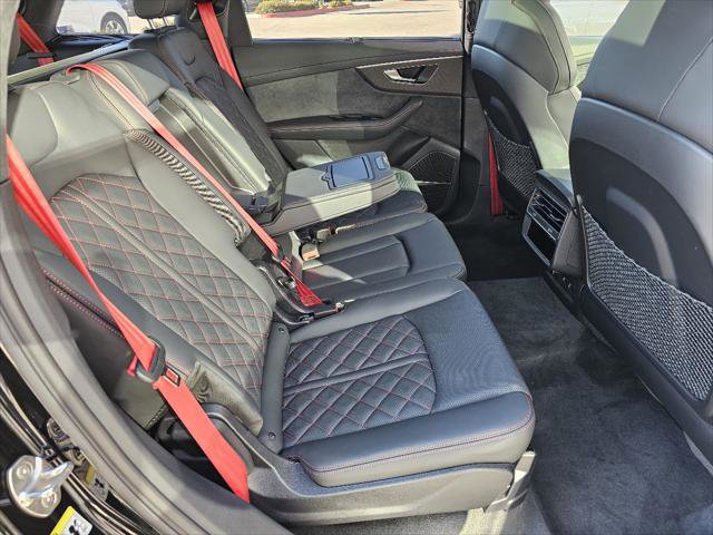 New 2026 Audi SQ7 Prestige image 6