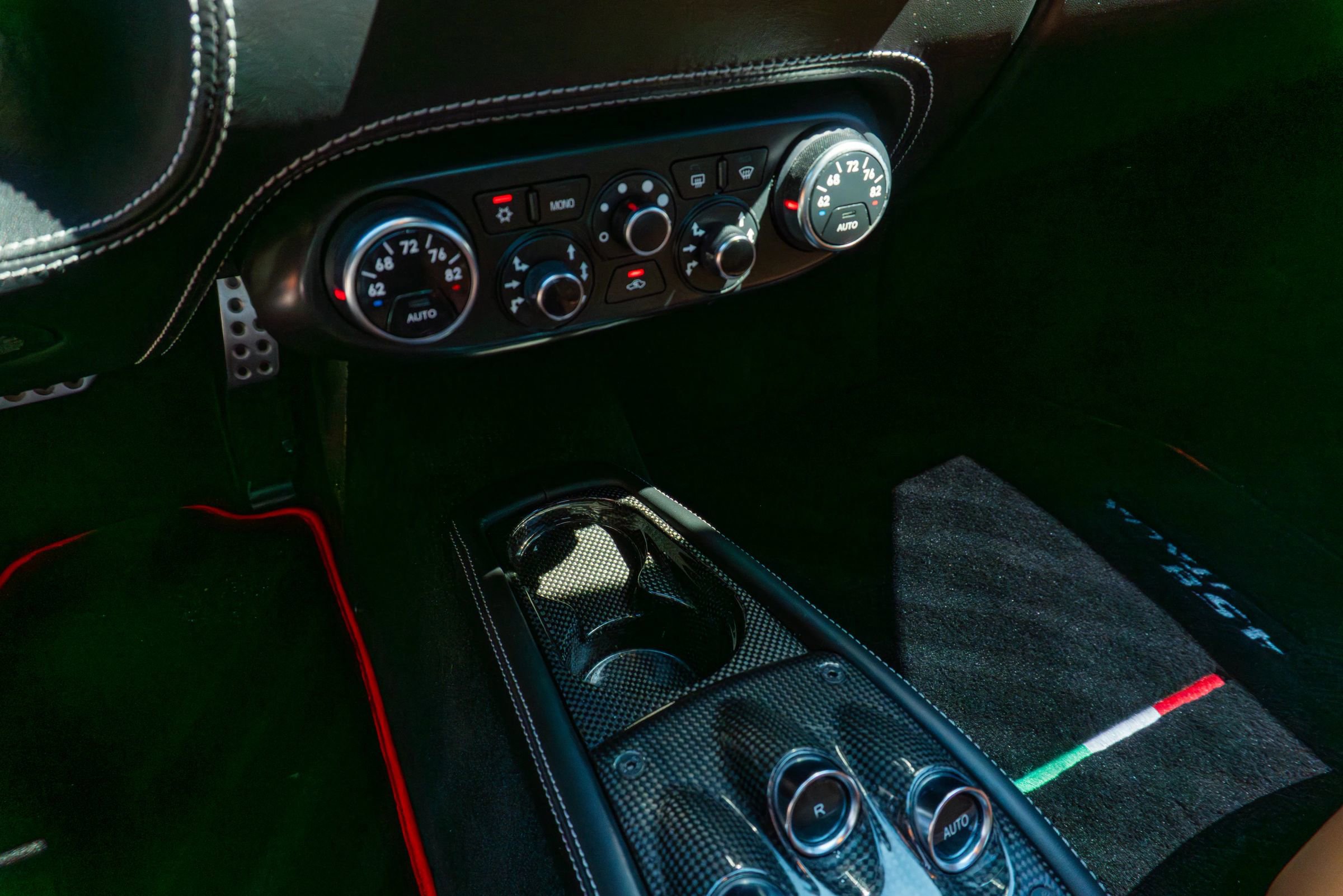 Used 2012 Ferrari 458 Italia Coupe image 53