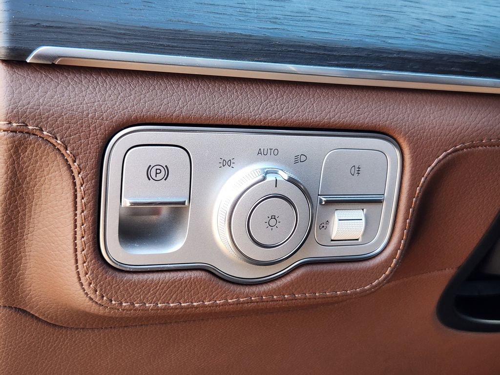 Certified 2025 Mercedes-Benz GLE 53 AMG 4MATIC Coupe image 23