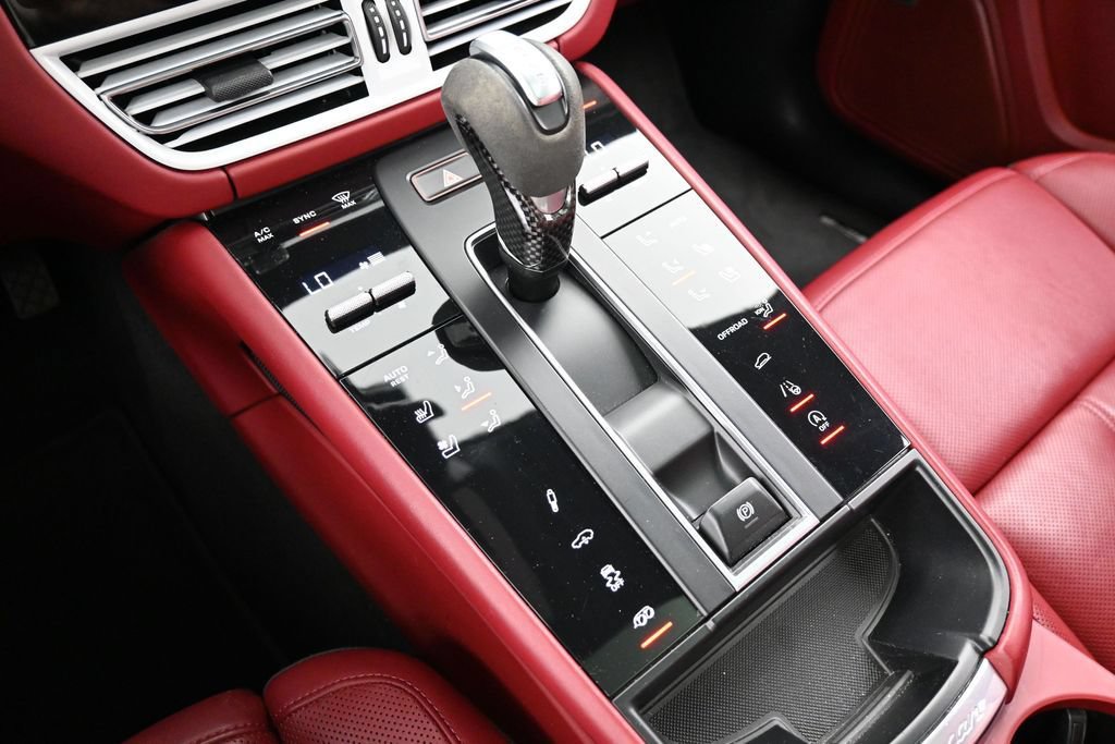 Certified 2022 Porsche Macan GTS AWD/4WD image 23