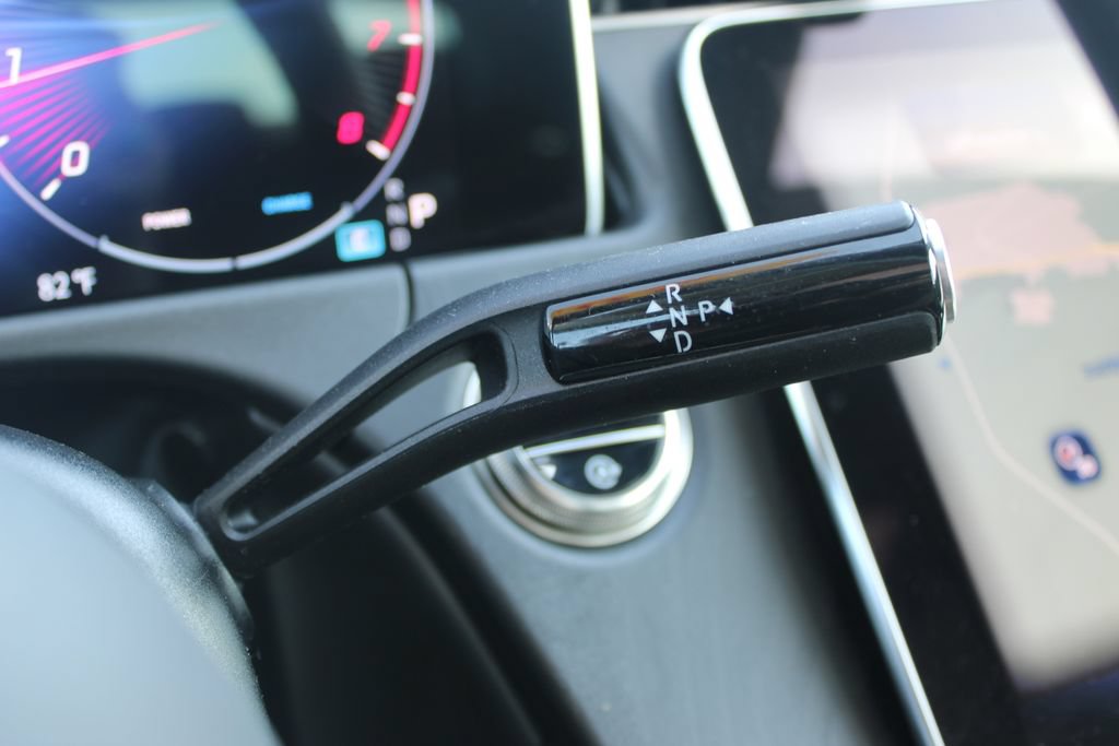 Used 2025 Mercedes-Benz E 350 Sedan image 38