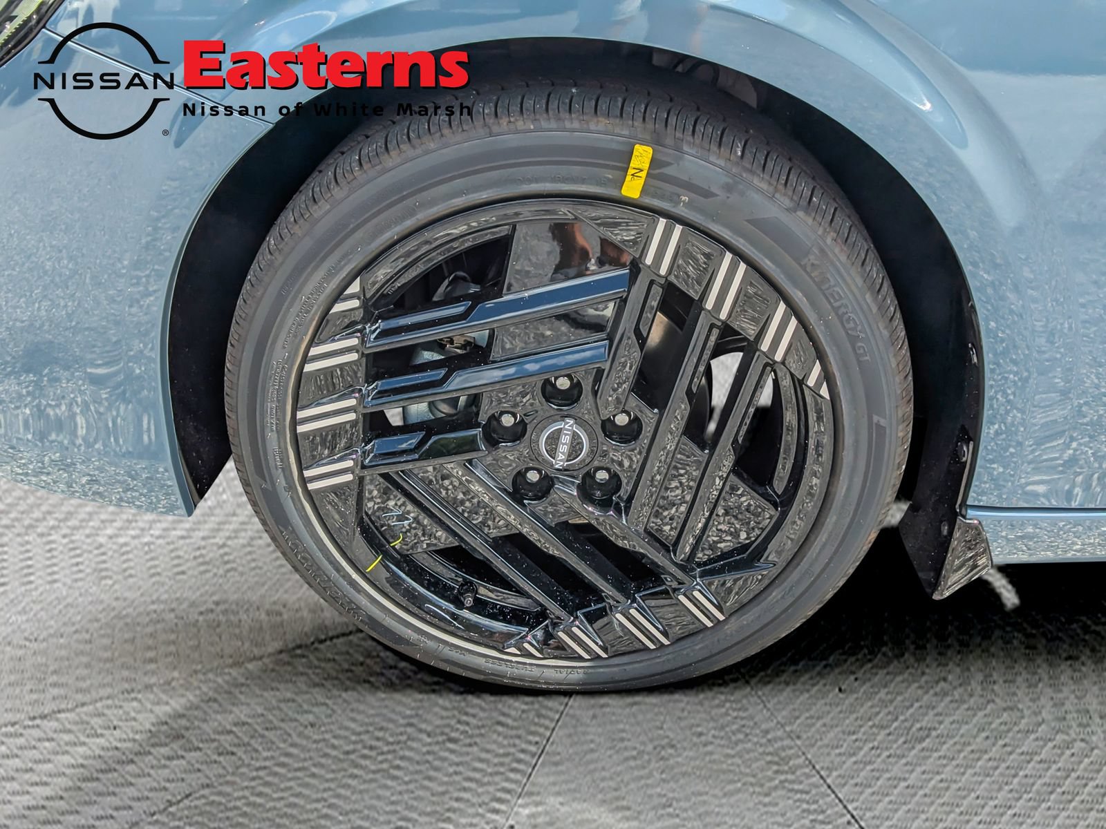New 2027 Nissan Sentra SR w/ Floor Mat Package FWD image 25