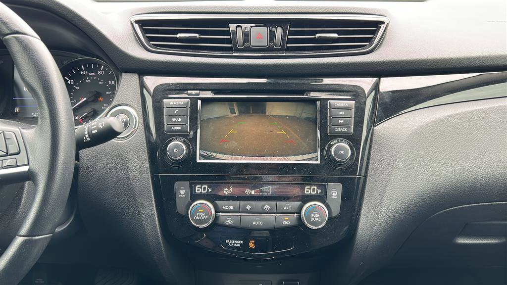 Used 2021 Nissan Rogue Sport SV image 20