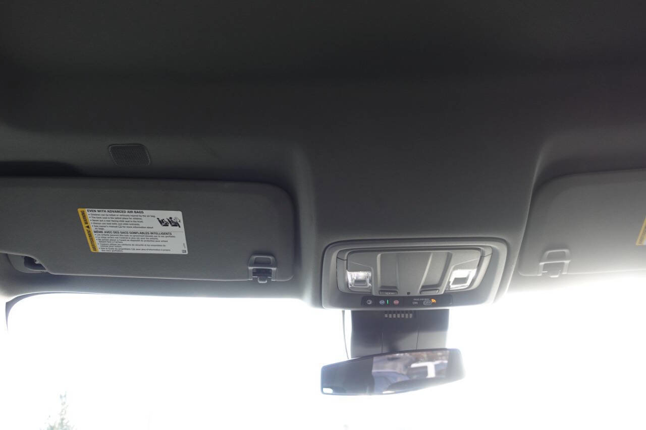 Used 2024 Chevrolet Silverado 1500 Custom image 42