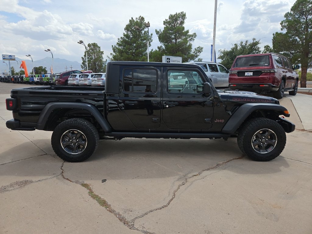 Used 2023 Jeep Gladiator Rubicon w/ Trailer Tow Package AWD/4WD image 4