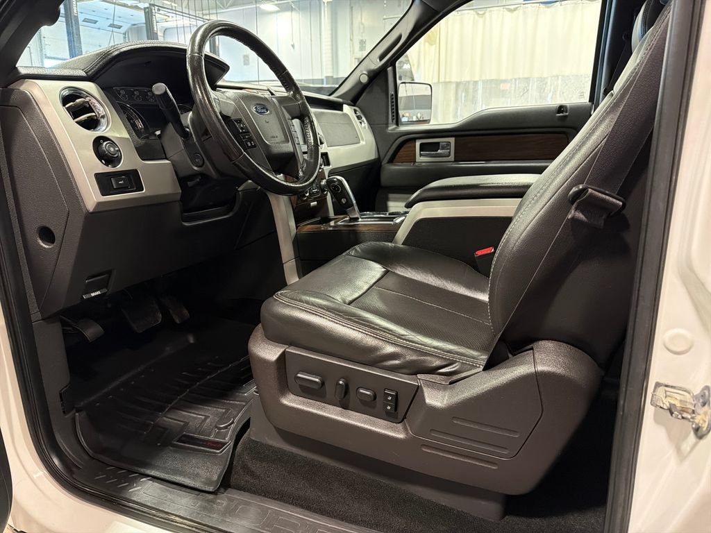 Used 2014 Ford F150 Lariat w/ Equipment Group 502A Luxury AWD/4WD image 4