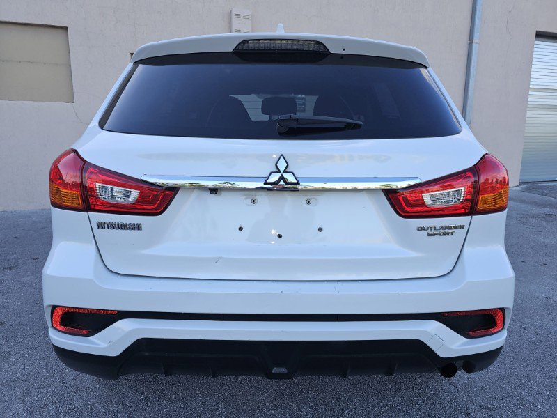 Used 2018 Mitsubishi Outlander Sport ES image 4