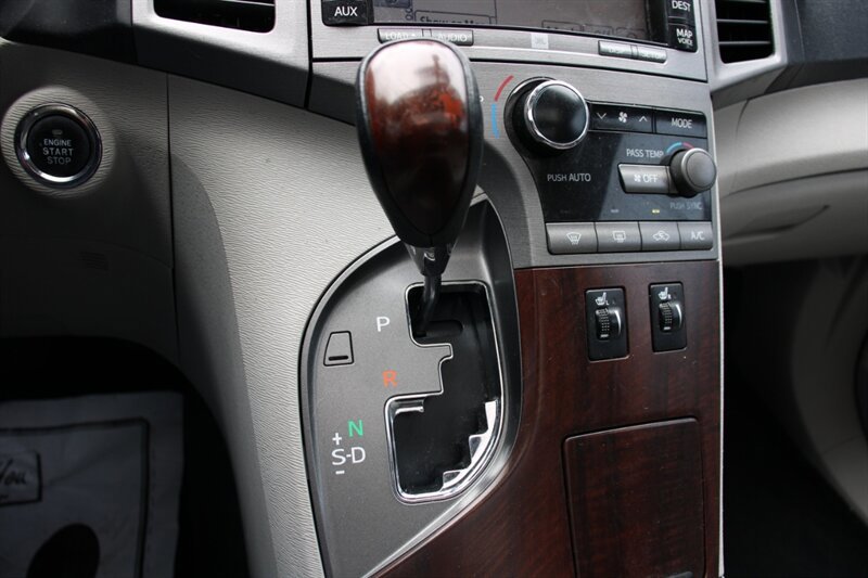 Used 2009 Toyota Venza AWD image 8