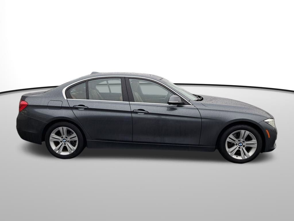 Used 2017 BMW 330i Sedan image 7
