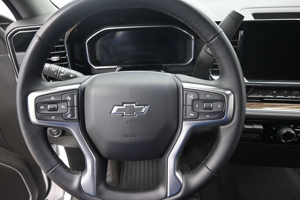 Used 2026 Chevrolet Silverado 1500 RST AWD/4WD image 21