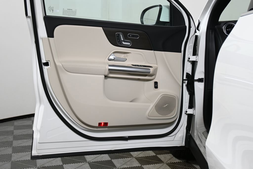 Certified 2026 Mercedes-Benz GLA 250 4MATIC image 29