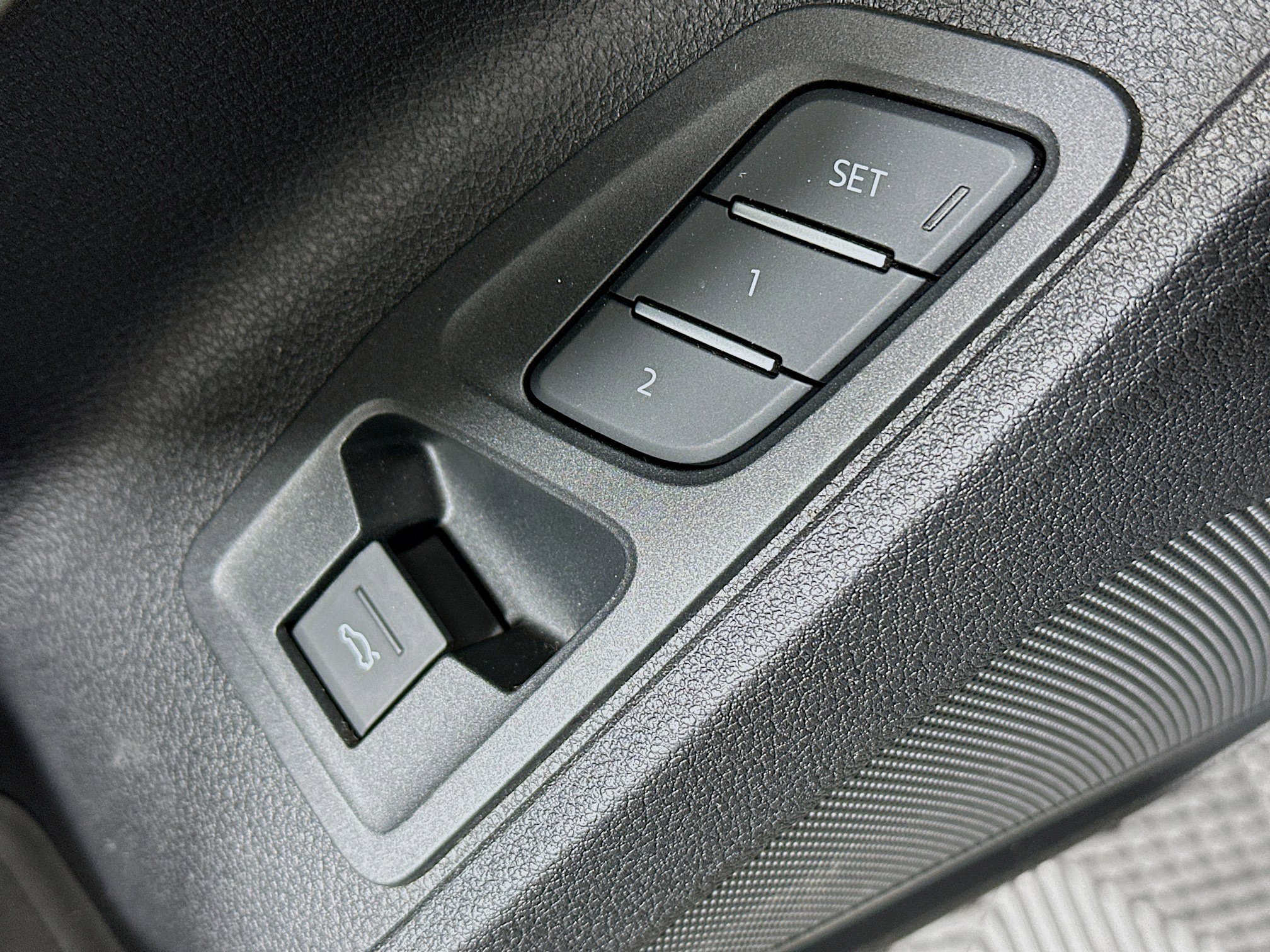 Used 2023 Audi Q3 2.0T Premium w/ Convenience Package image 35