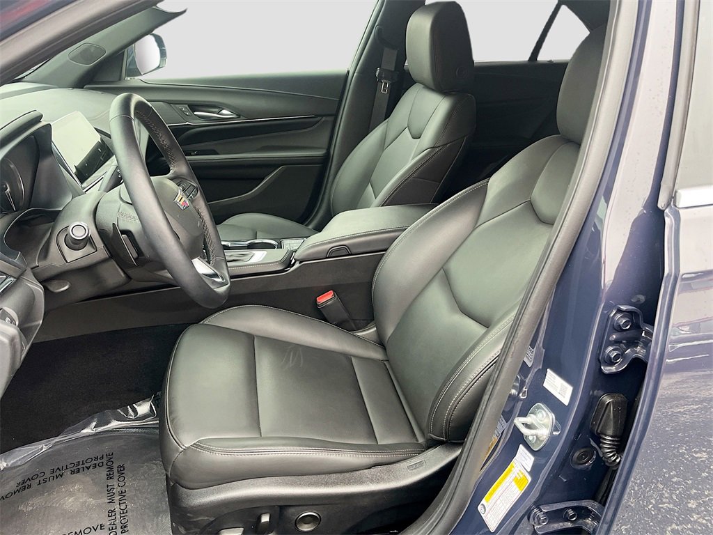 Used 2025 Cadillac CT4 Luxury image 20