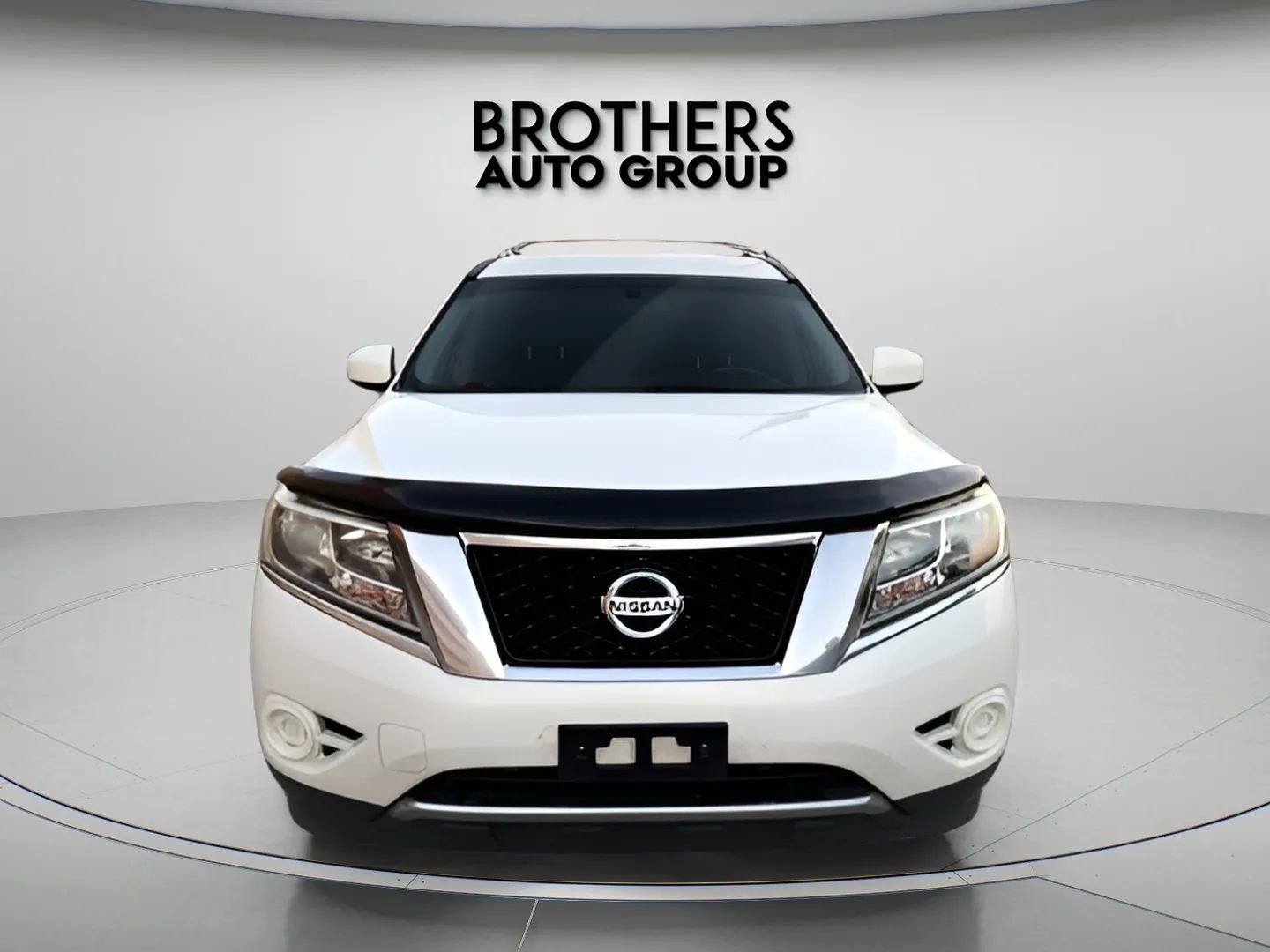 Used 2014 Nissan Pathfinder SV w/ Trailer Tow Package image 5