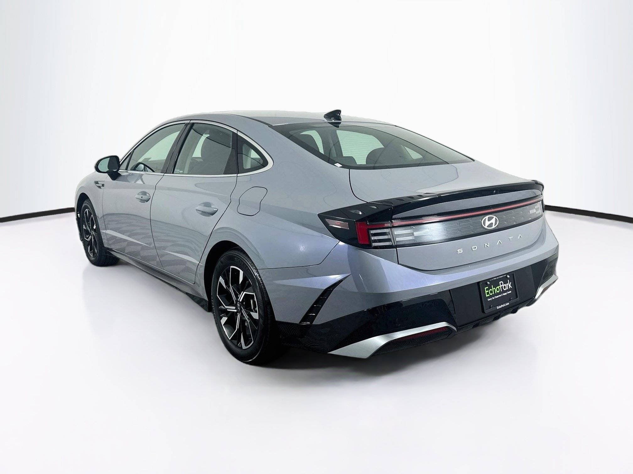 Used 2025 Hyundai Sonata SEL FWD image 5