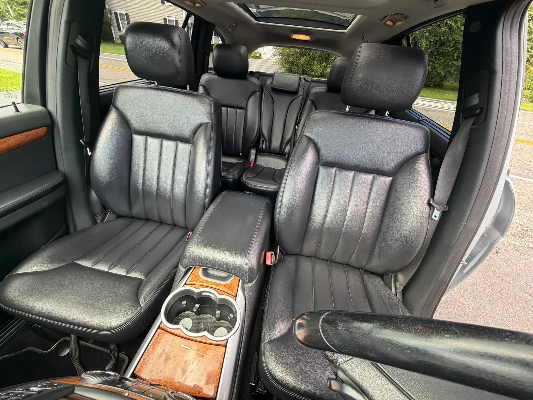 Used 2009 Mercedes-Benz R 350 4MATIC image 14