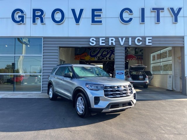 Used 2025 Ford Explorer Active