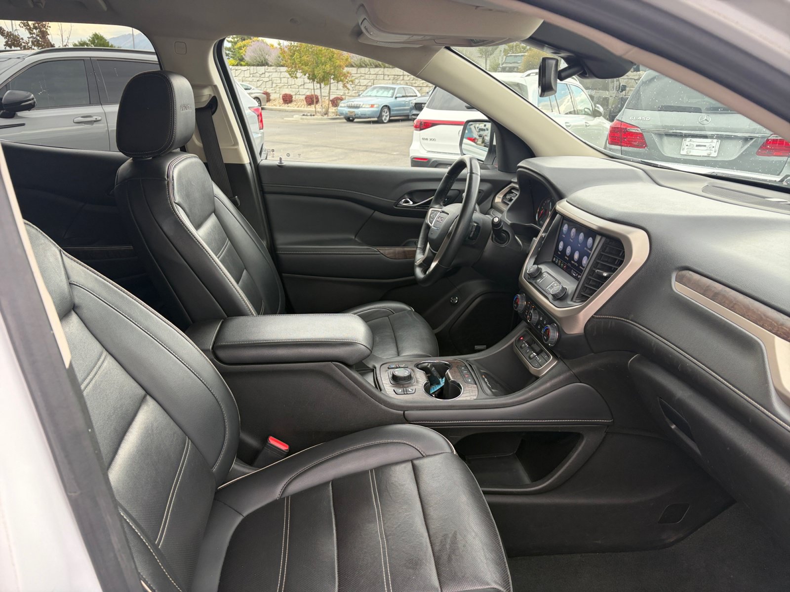 Used 2023 GMC Acadia Denali AWD/4WD image 19