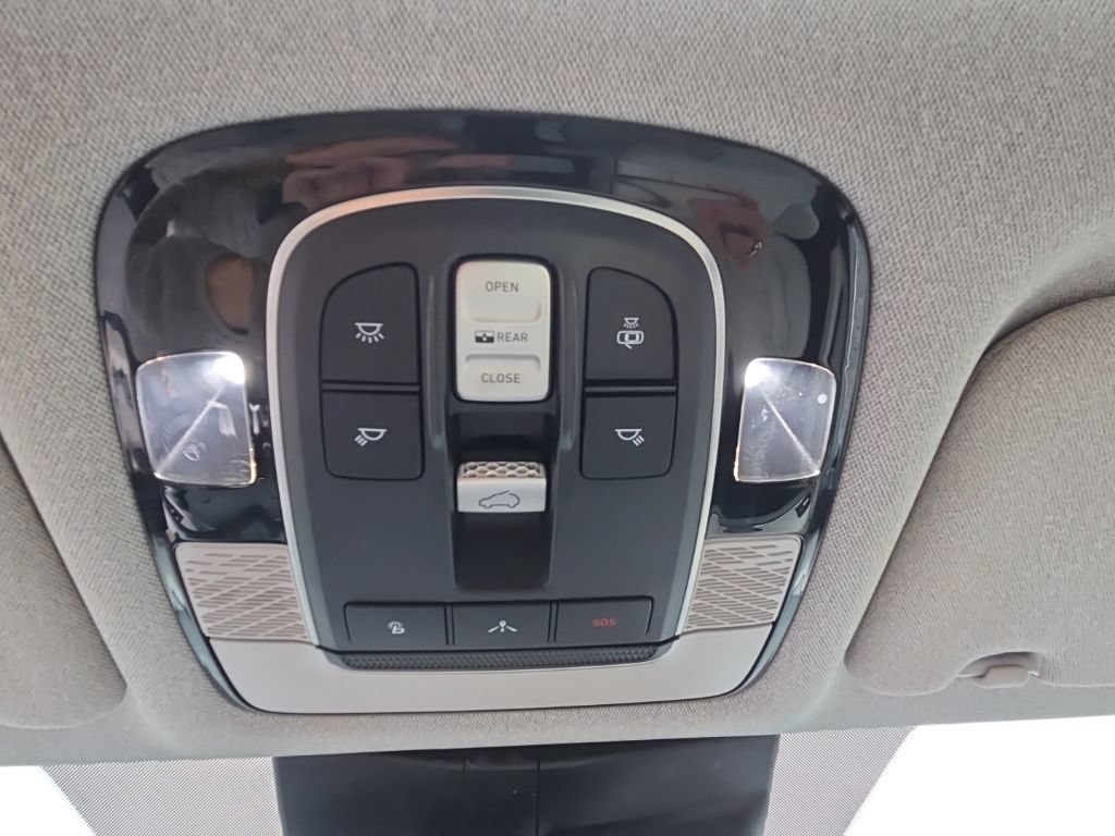 Used 2021 Hyundai Palisade Limited AWD/4WD image 39