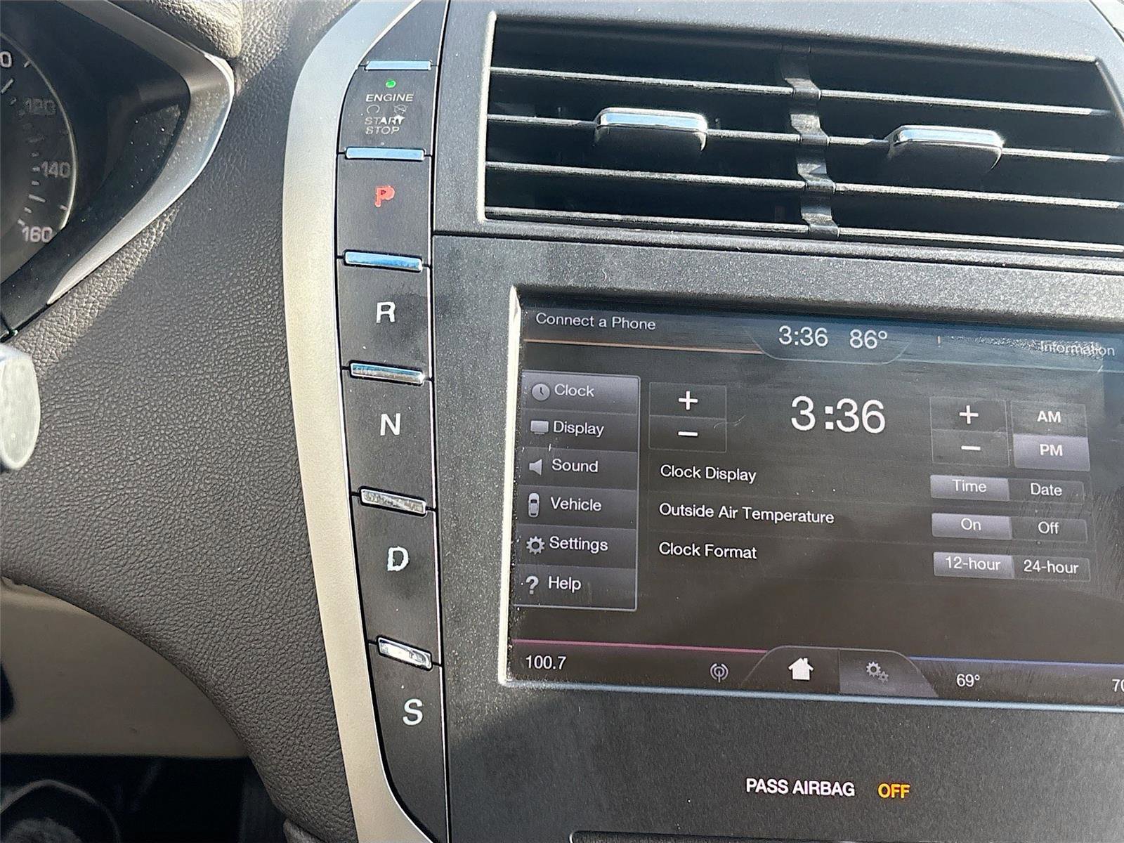 Used 2015 Lincoln MKZ w/ Equipment Group 101A Select image 18