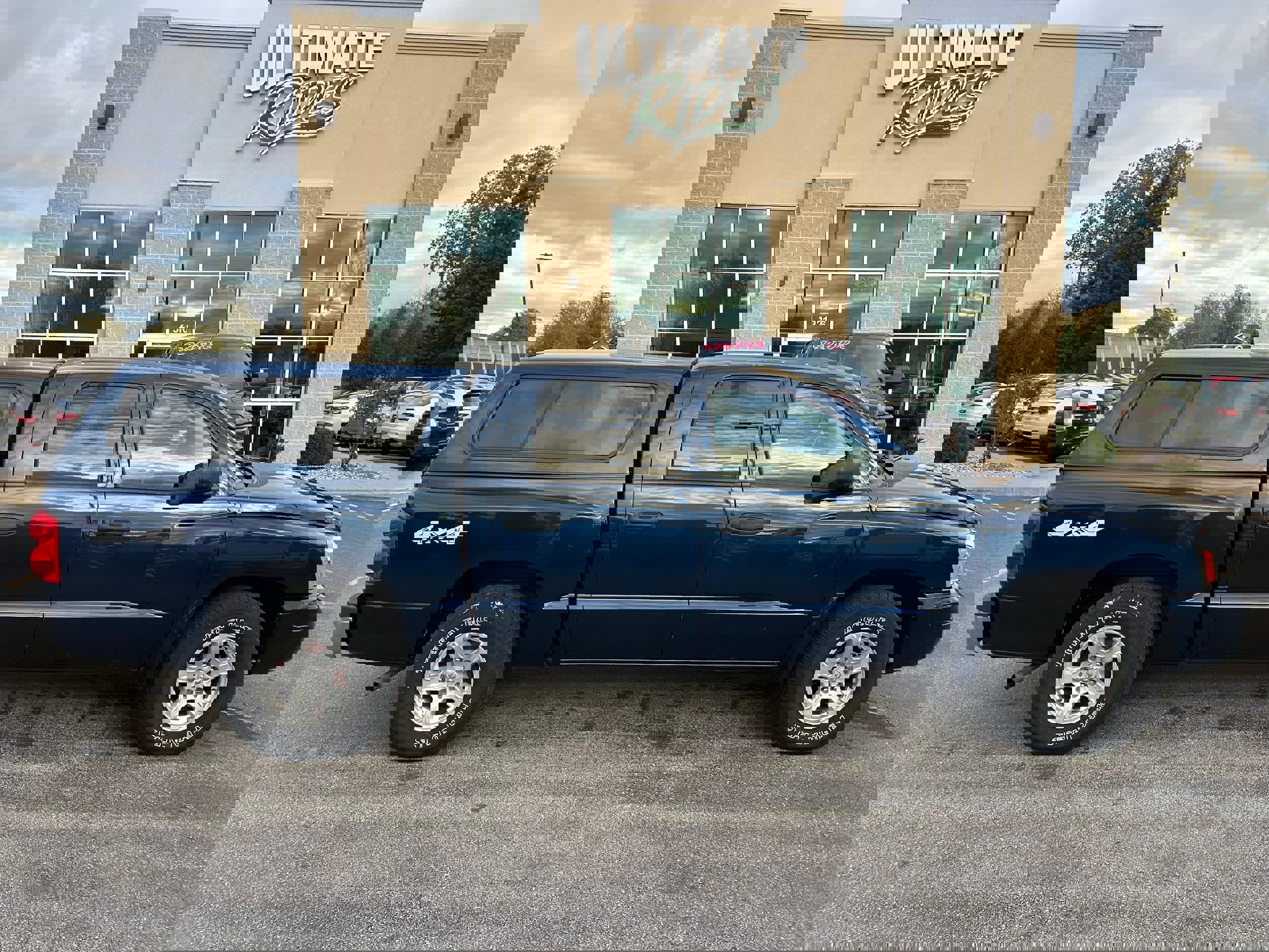 Used 2006 Dodge Dakota SLT
