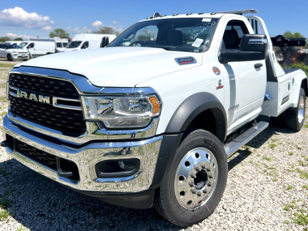 New 2024 RAM 4500 SLT w/ Quick Order Package 2YG SLT image 4