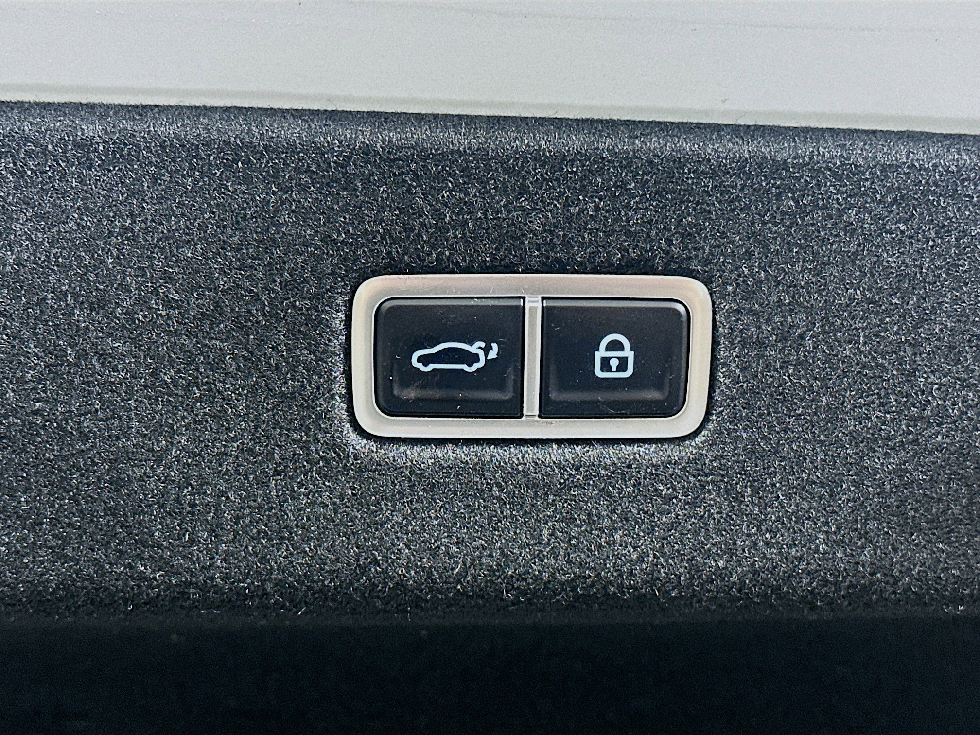 Used 2024 Hyundai Ioniq 6 SEL RWD image 29