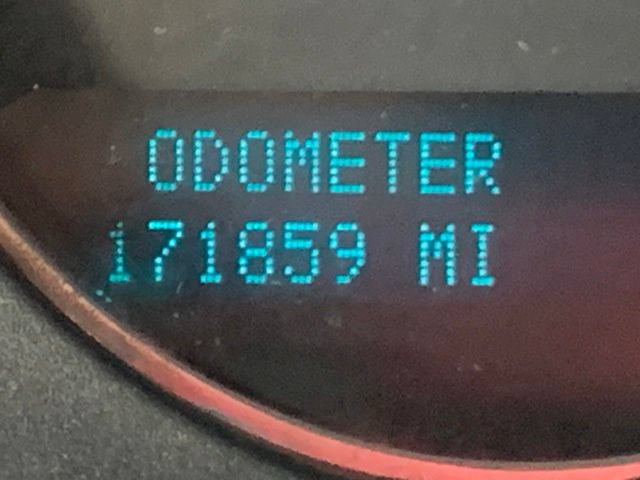 Used 2009 Chevrolet Suburban LT AWD/4WD image 25