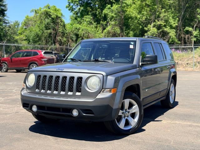 Used 2013 Jeep Patriot Latitude w/ Sun/Sound Group FWD image 1
