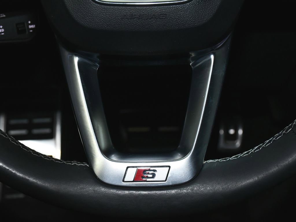 Used 2021 Audi SQ7 Premium Plus w/ Executive Package image 42