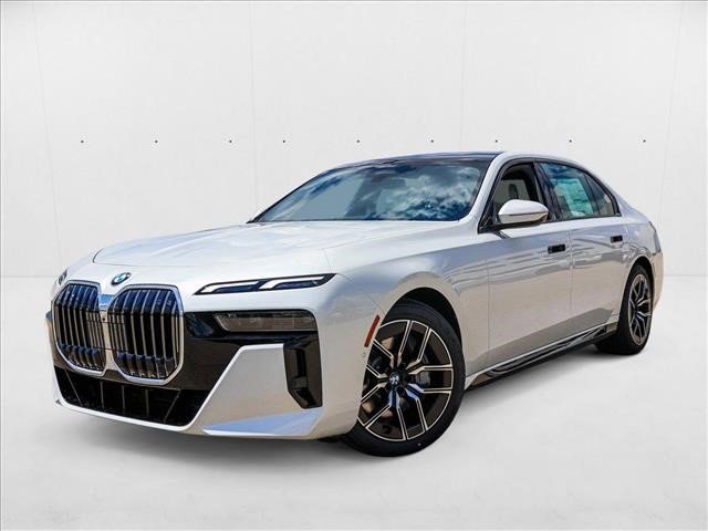 Used 2025 BMW 760i xDrive w/ Premium Package