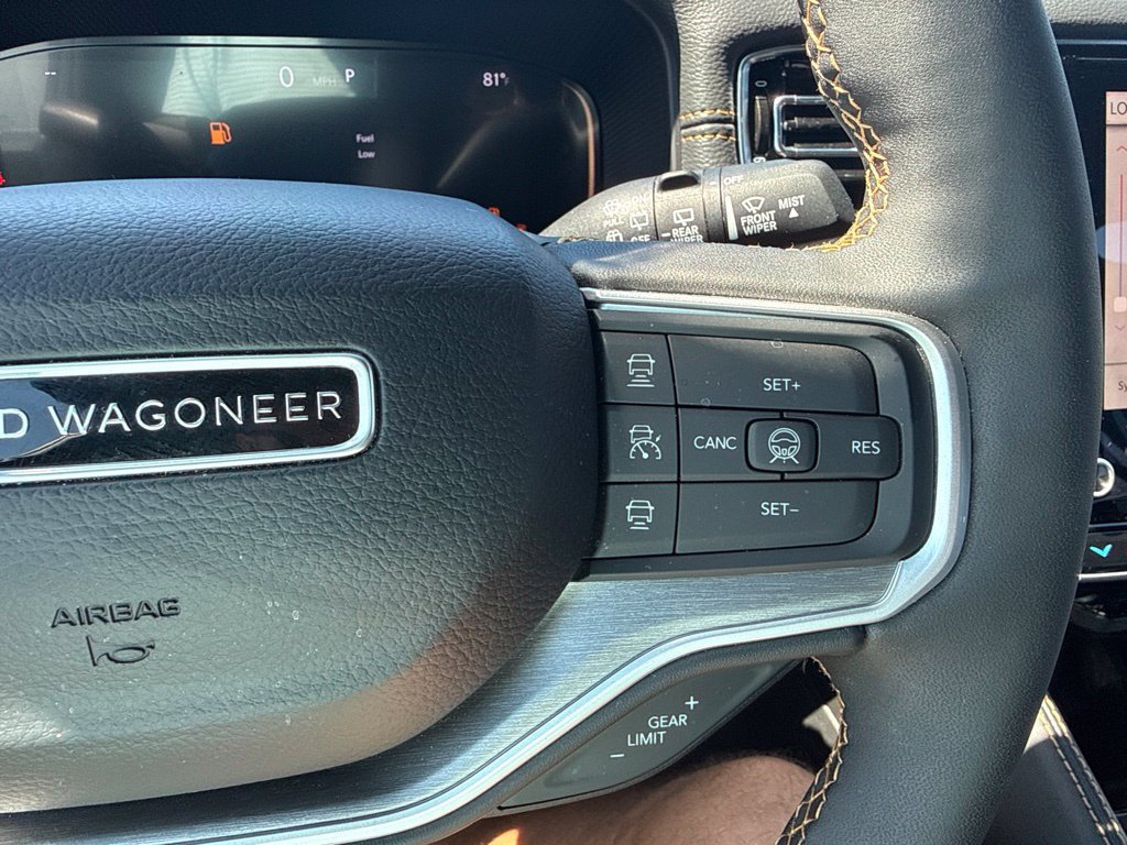 Used 2026 Jeep Grand Wagoneer 4WD image 15