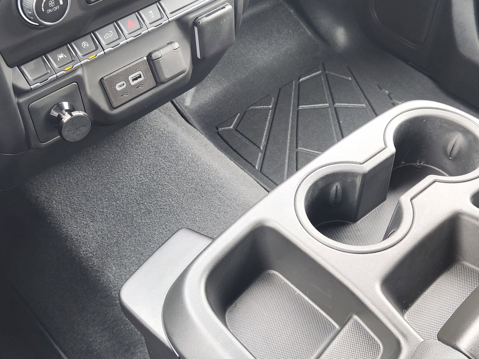 Used 2025 Chevrolet Silverado 1500 Custom AWD/4WD image 20