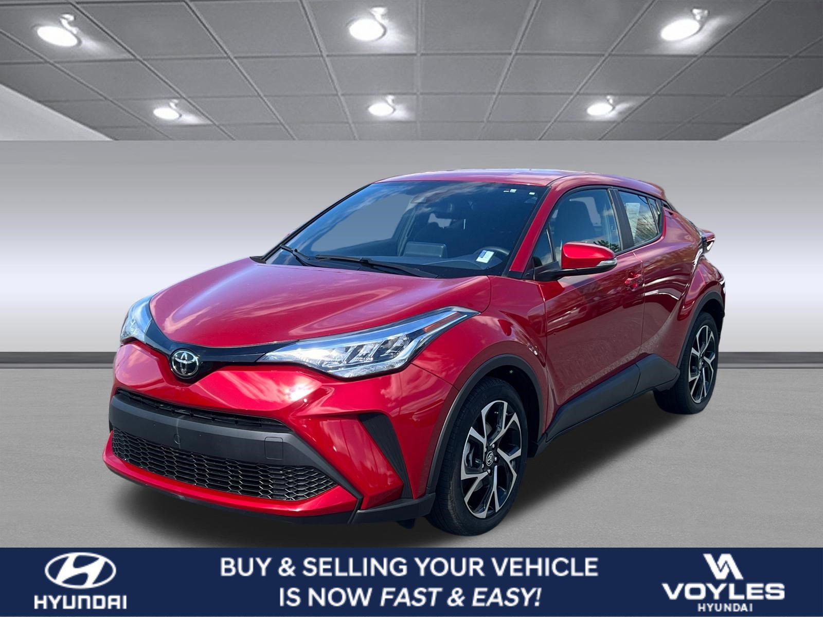 Used 2021 Toyota C-HR XLE FWD video 1