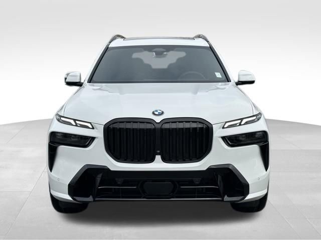 New 2026 BMW X7 xDrive40i image 5