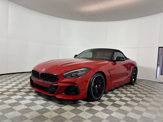 Used 2023 BMW Z4 M40i w/ Premium Package image 11